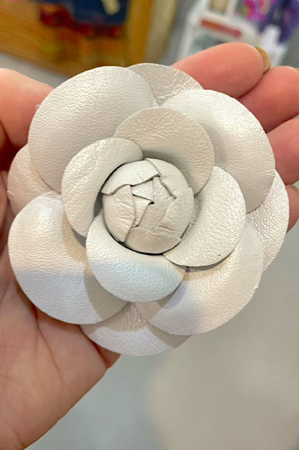 Chanel Camellia from New York - White (one only)