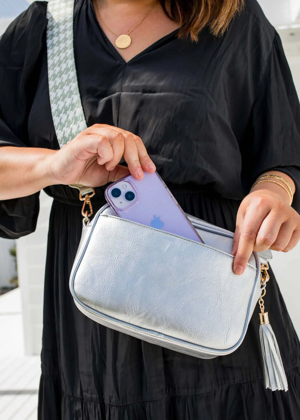 Sally Crossbody Handbag - Silver - Liv & Milly