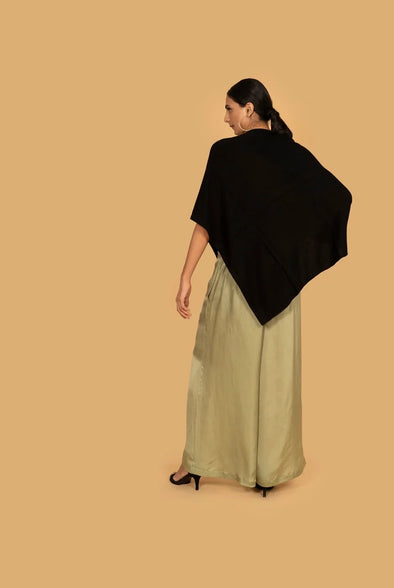 Audrey Poncho in Black - Anannasa